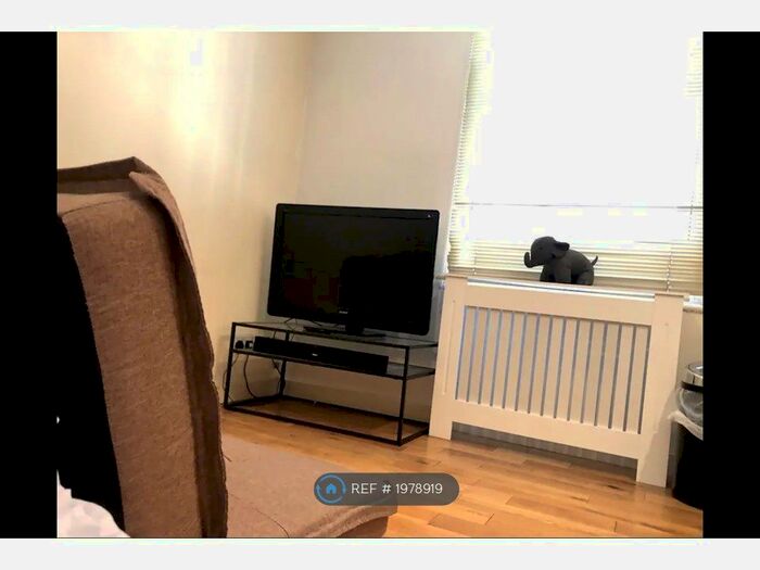 1 Bedroom Flat To Rent In Bristol City Centre, Bristol, BS1