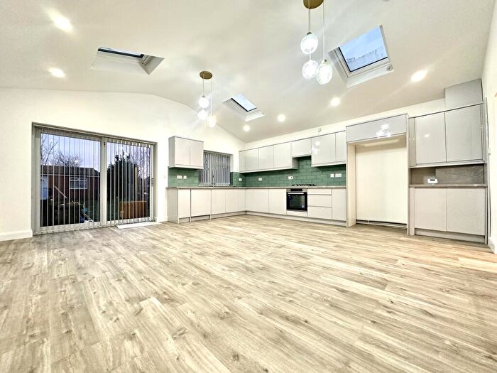 2 Bedroom Apartment To Rent In Woodwells Road, Ward End, B8