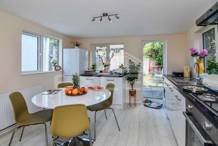 4 Bedroom Semi-Detached House To Rent In Sydney Road, Ealing, London, W13