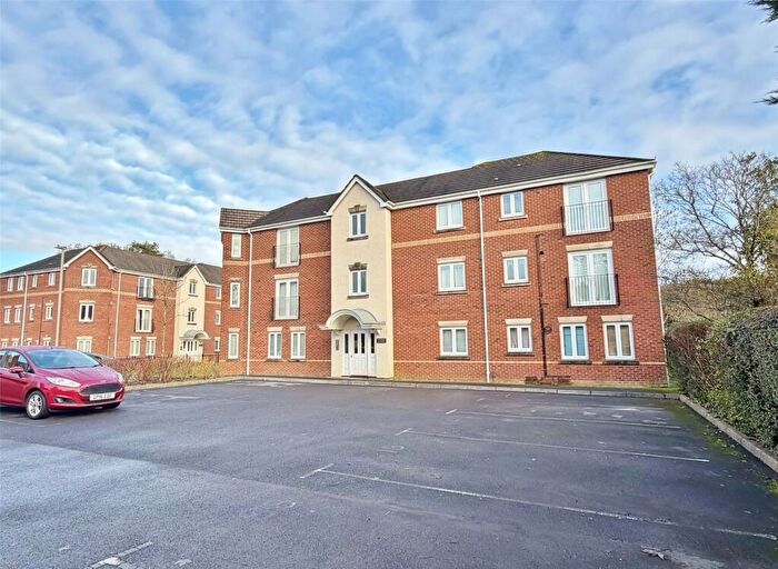 2 Bedroom Apartment For Sale In Liederbach Drive, Verwood, Dorset, BH31
