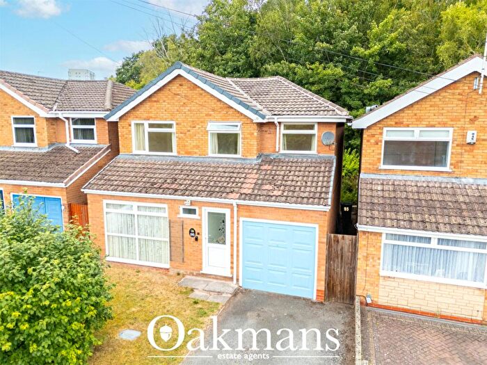 4 Bedroom Detached House For Sale In Wentworth Way, Birmingham, B32