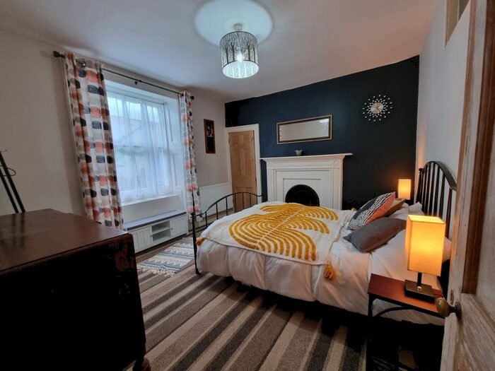 1 Bedroom Flat To Rent In Marine Terrace, Aberystwyth, SY23