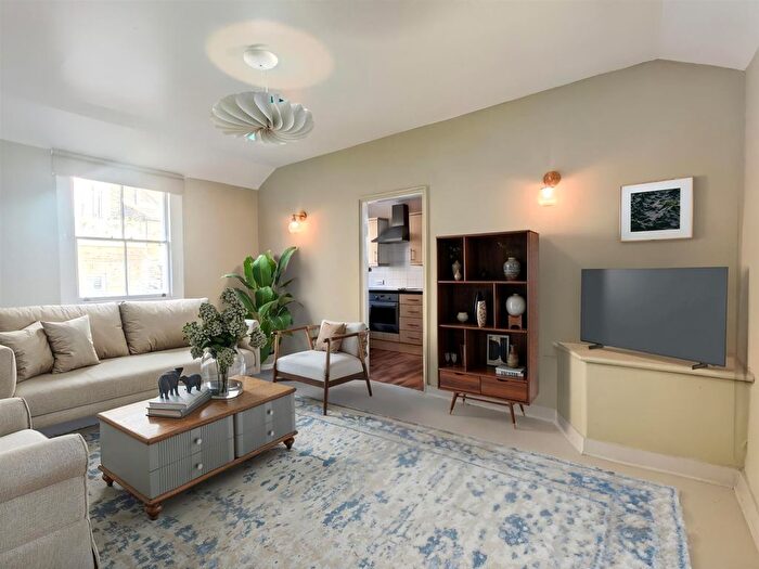 2 Bedroom Flat To Rent In Victoria Grove, South Kensington, W8