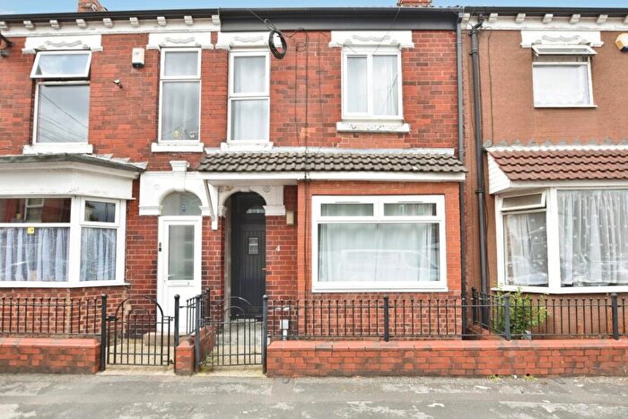 2 Bedroom Terraced House For Sale In Alfonso Street, Hull, HU3