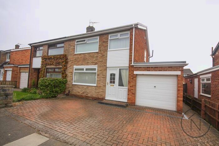 3 Bedroom Semi-Detached House To Rent In Clifton Avenue, Billingham TS22