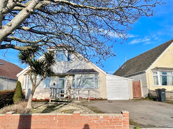 4 Bedroom Bungalow For Sale In Ullswater Crescent, Weymouth, DT3