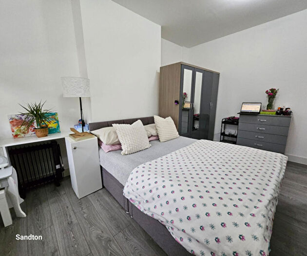 2 Bedroom Apartment To Rent In Station Way, Sutton, SM3