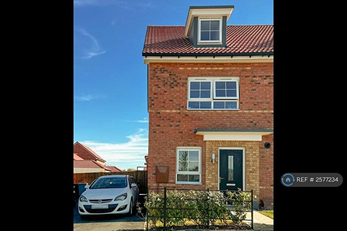 4 Bedroom Semi-Detached House To Rent In Len Pick Way, Bourne, PE10