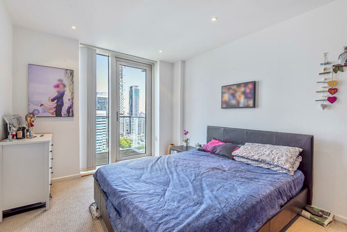 1 Bedroom Flat To Rent In Millharbour, London, E14