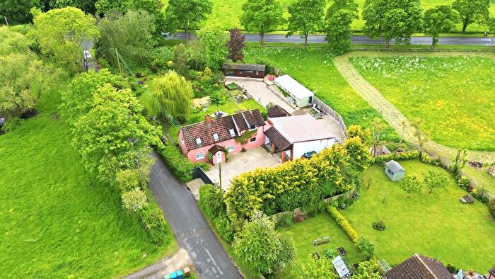 4 Bedroom Detached House For Sale In April Cottage, Main Road, Newsholme, East Riding Of Yorkshire, DN14