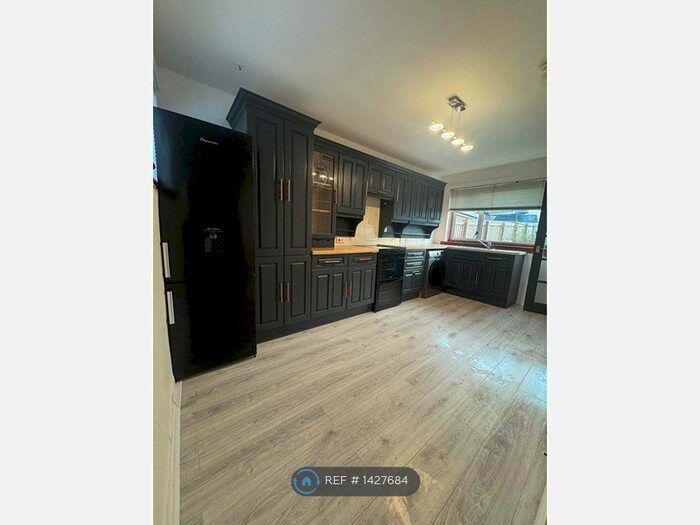 3 Bedroom Terraced House To Rent In Hillcrest, Bo'ness, EH51