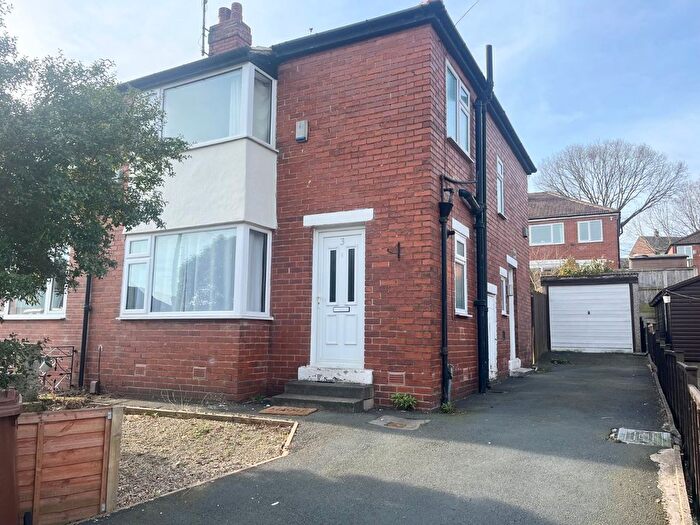 3 Bedroom Semi-Detached House To Rent In Lickless Terrace, Horsforth, Leeds, LS18