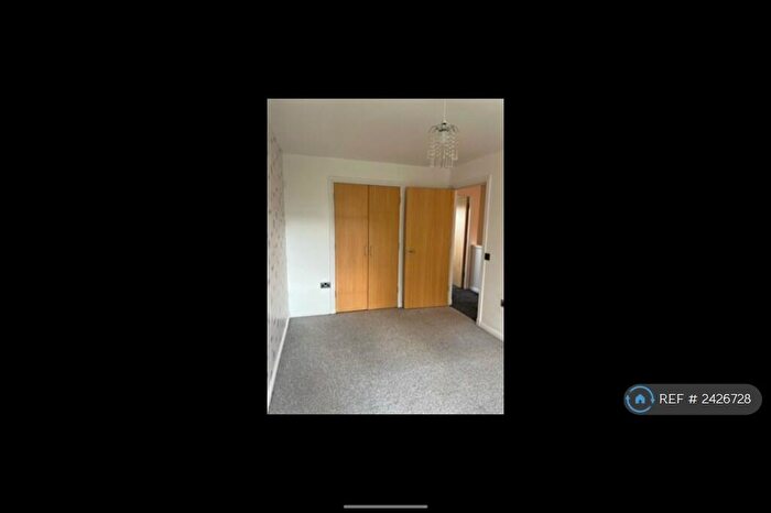 2 Bedroom End Of Terrace House To Rent In Lindsay Gardens, Kilmarnock, KA3