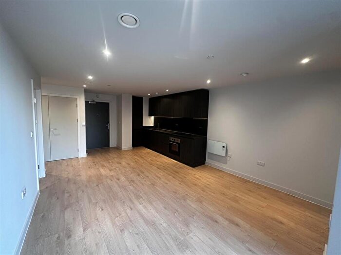 1 Bedroom Apartment To Rent In , Manchester, M3