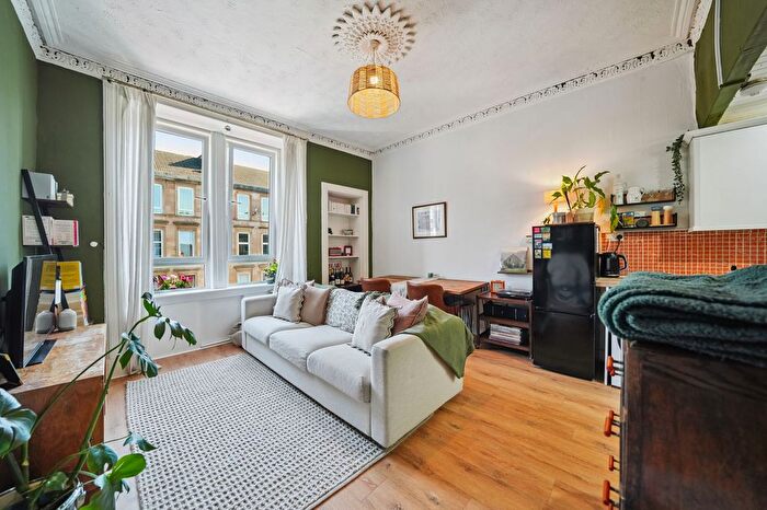 2 Bedroom Flat For Sale In Albert Road, Flat /, Queens Park, Glasgow, G42
