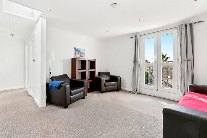 2 Bedroom Terraced House To Rent In Danehurst Street, Fulham, SW6