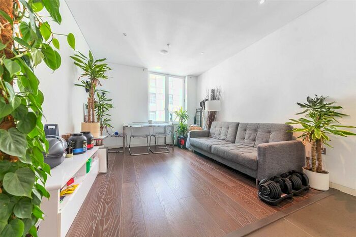 1 Bedroom Flat To Rent In Strand, London, WC2R