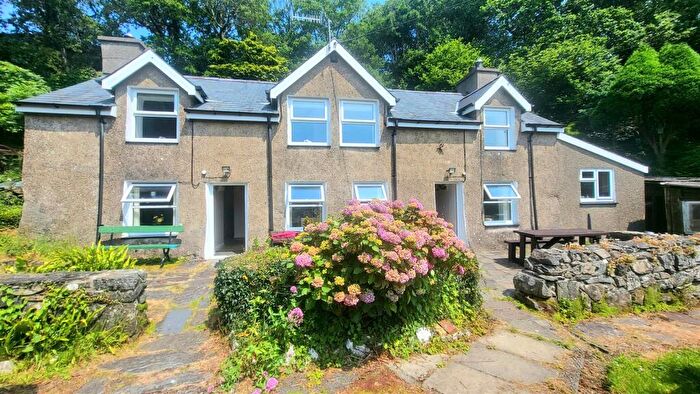 2 Bedroom Semi-Detached House For Sale In Capel Fawnog, Soar, Talsarnau, LL47