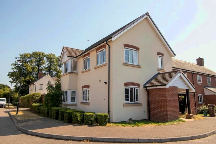 3 Bedroom End Of Terrace House For Sale In Pastures View, Smallford, St Albans, AL4