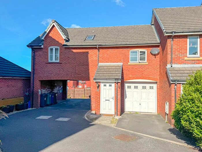 2 Bedroom Apartment For Sale In New Bridge Gardens, Bury, BL9