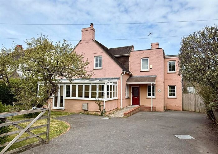 4 Bedroom Detached House For Sale In Peelings Lane, Westham, Pevensey, BN24