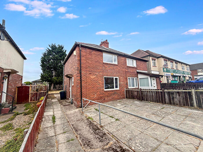 2 Bedroom Semi Detached House For Sale In Cromwell Avenue, Blaydon, Blaydon-on-Tyne, Tyne And Wear, NE21