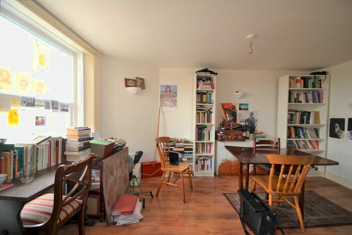 1 Bedroom Flat To Rent In Stoke Newington High Street, Stoke Newington, N16