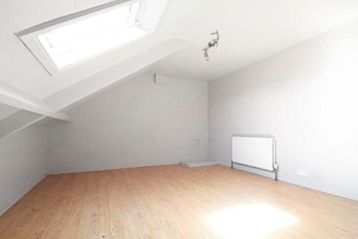 3 Bedroom Flat To Rent In Stanhope Road, South Shields, NE33