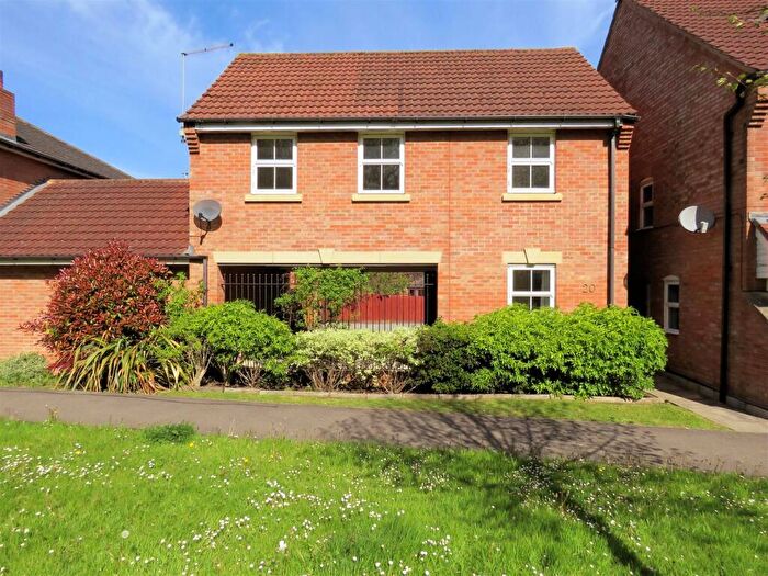 2 Bedroom Coach House To Rent In Pascal Drive, Medbourne, Milton Keynes, MK5