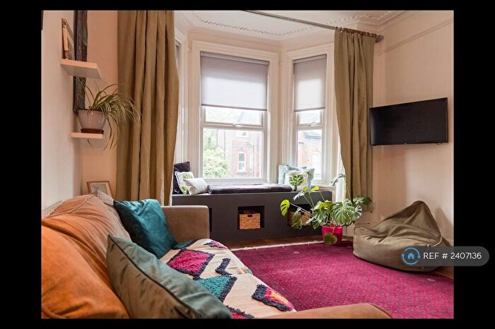 2 Bedroom Flat To Rent In Croxteth Grove, Liverpool, L8