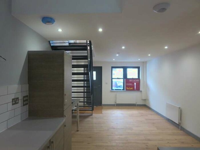 3 Bedroom Town House To Rent In Arnold Road, , Margate, CT9