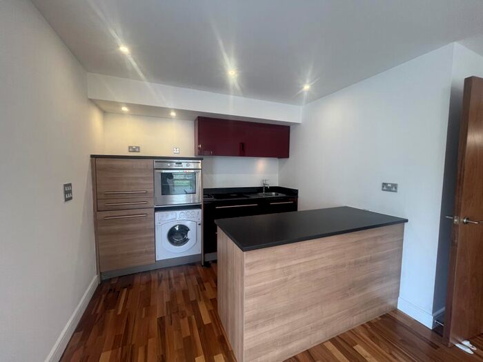 2 Bedroom Apartment To Rent In The Boulevard, Birmingham, B5