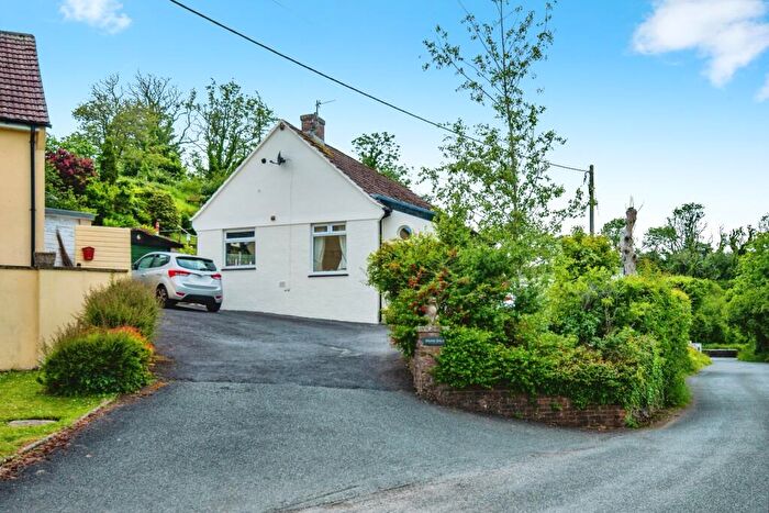 3 Bedroom Detached House For Sale In Trefloyne Lane, Penally, Tenby, Pembrokeshire, SA70