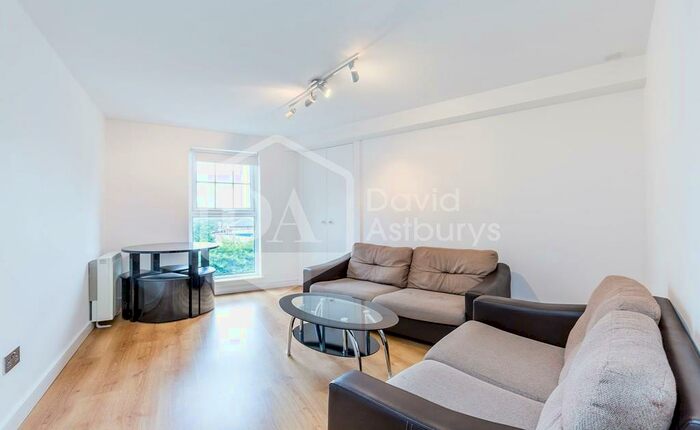 3 Bedroom Apartment To Rent In Criterion Mews, Archway, London, N19