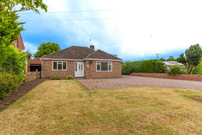 2 Bedroom Detached Bungalow For Sale In Backgate, Cowbit, Spalding, PE12