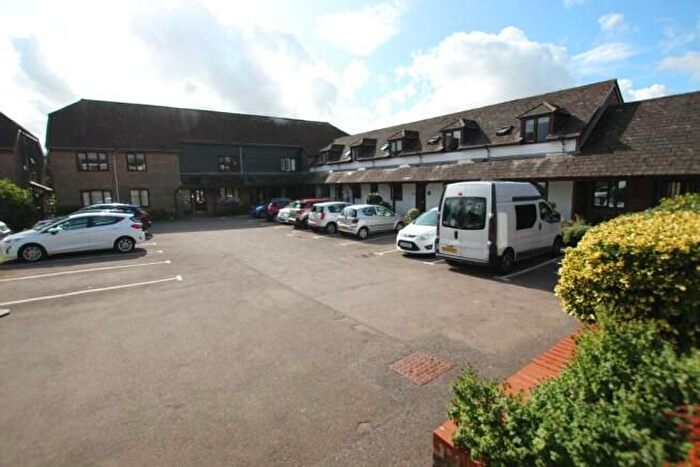 1 Bedroom Property For Sale In Swallow Court, East Meon Road, Clanfield, PO8