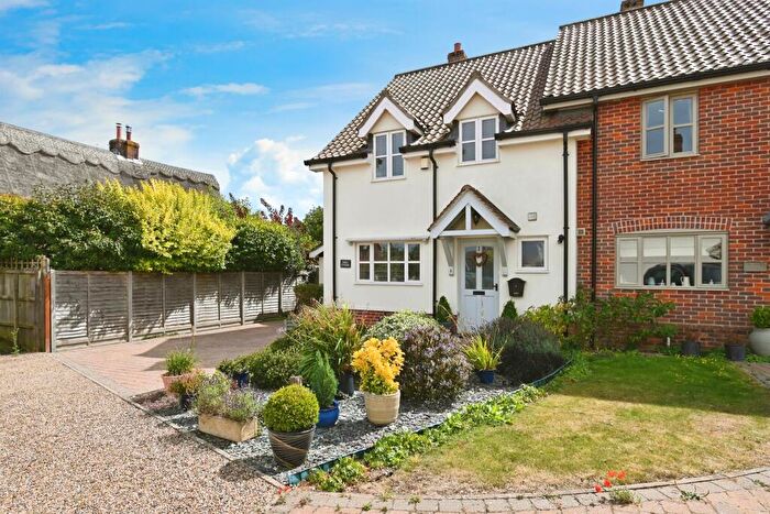 3 Bedroom Semi-Detached House For Sale In Grays Close, Gislingham, Eye, IP23