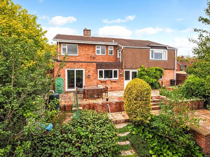 6 Bedroom Detached House For Sale In Olivers Battery, Winchester, SO22