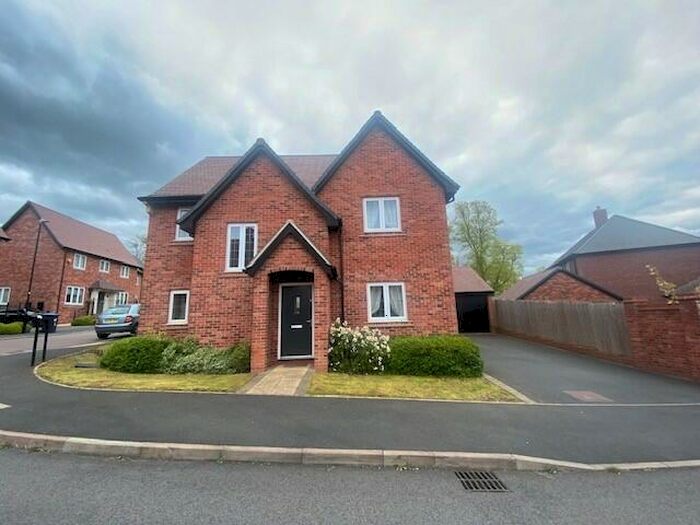 4 Bedroom Detached House To Rent In Redwood Road, Rugby, CV21