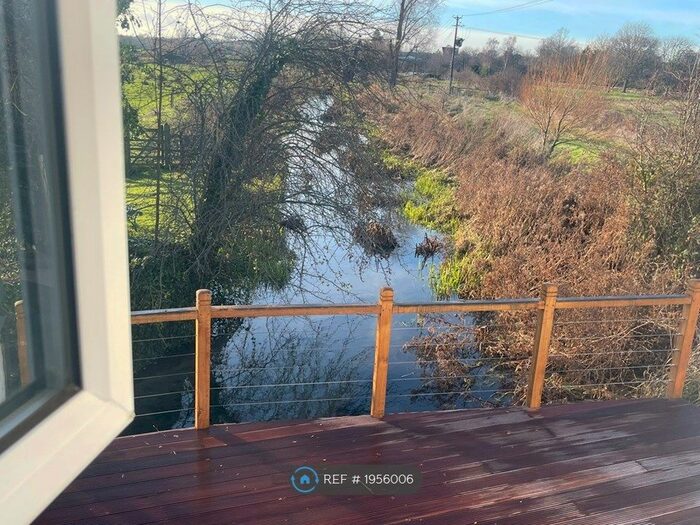 3 Bedroom Semi-Detached House To Rent In Seaton, Canterbury, CT3