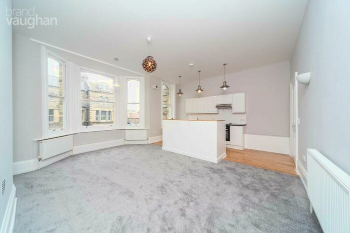 1 Bedroom Flat To Rent In Tisbury Road, Hove, BN3