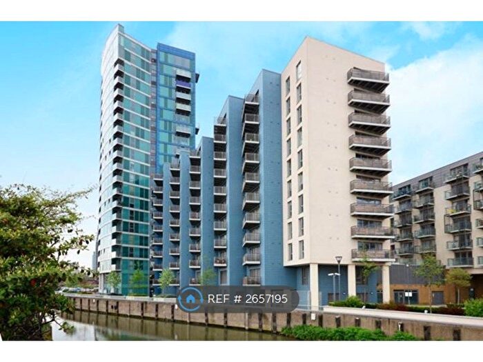 2 Bedroom Flat To Rent In George Hudson Tower, London, E15