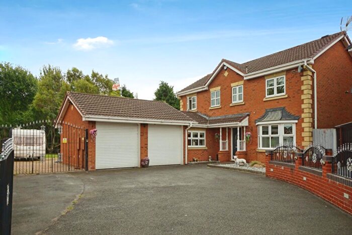 4 Bedroom Detached House For Sale In Narraway Grove, Tipton, DY4