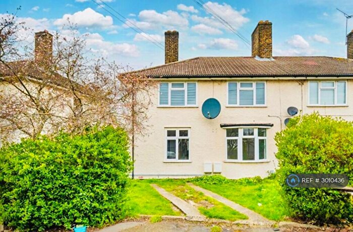 1 Bedroom Maisonette To Rent In Rugby Gardens, Dagenham, RM9