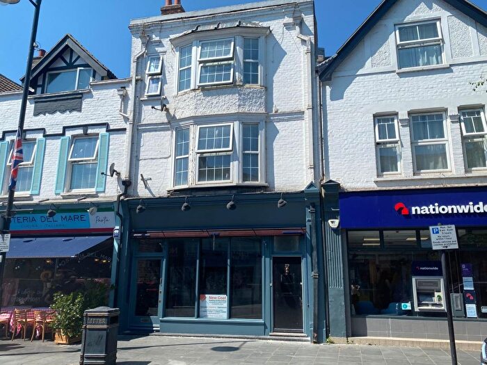 4 Bedroom Flat To Rent In Connaught Avenue, Frinton On Sea, CO13