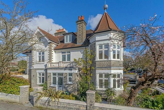 6 Bedroom Detached House To Rent In St. James's Avenue, Hampton Hill, Hampton, TW12