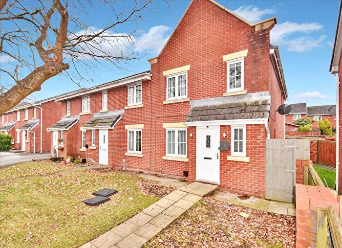 4 Bedroom Town House For Sale In Keepers Wood Way, Gillibrand North, Chorley, PR7