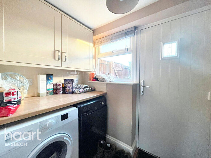 2 Bedroom Semi-Detached House For Sale In Leverington Common, Leverington, PE13
