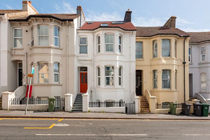 4 Bedroom Terraced House For Sale In Queens Park Road, Brighton, BN2