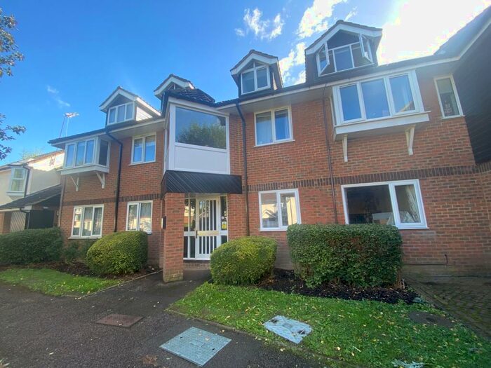 1 Bedroom Apartment To Rent In Hazel Gardens, Sawbridgeworth, CM21